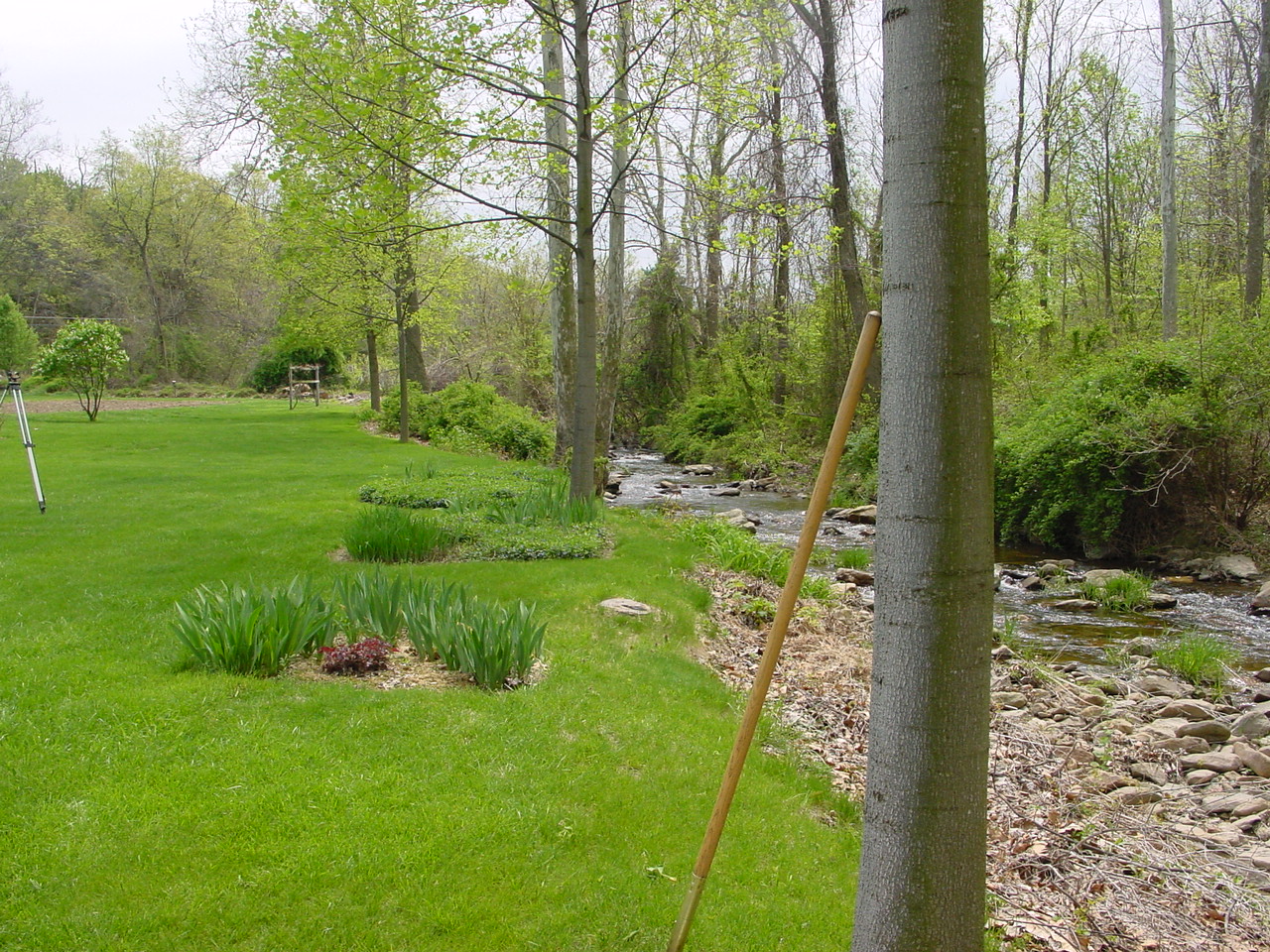 Field photo showing stream conditions at site ANTI-215-R-2003-3