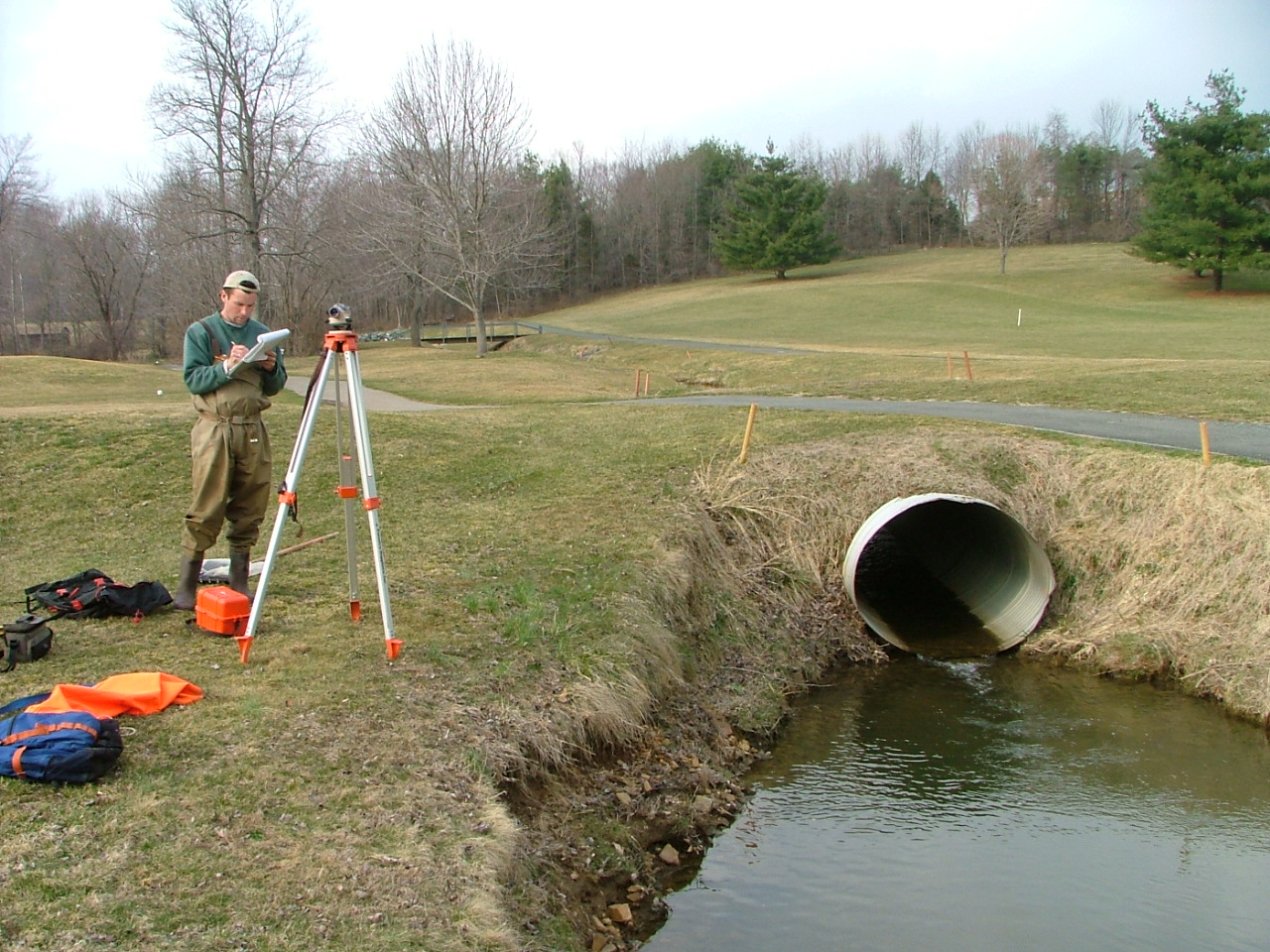 Field photo showing stream conditions at site ATKI-109-R-2004-3