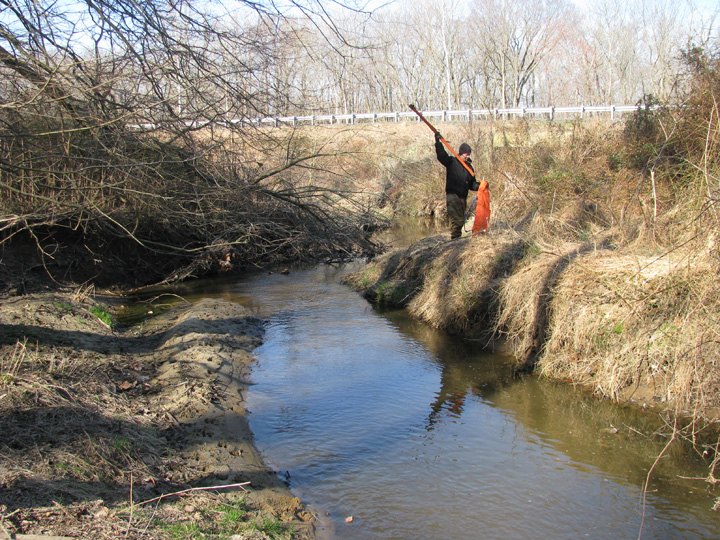 Field photo showing stream conditions at site CORS-107-X-2009-1