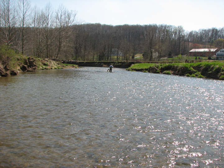 Field photo showing stream conditions at site DEER-352-A-2007-1