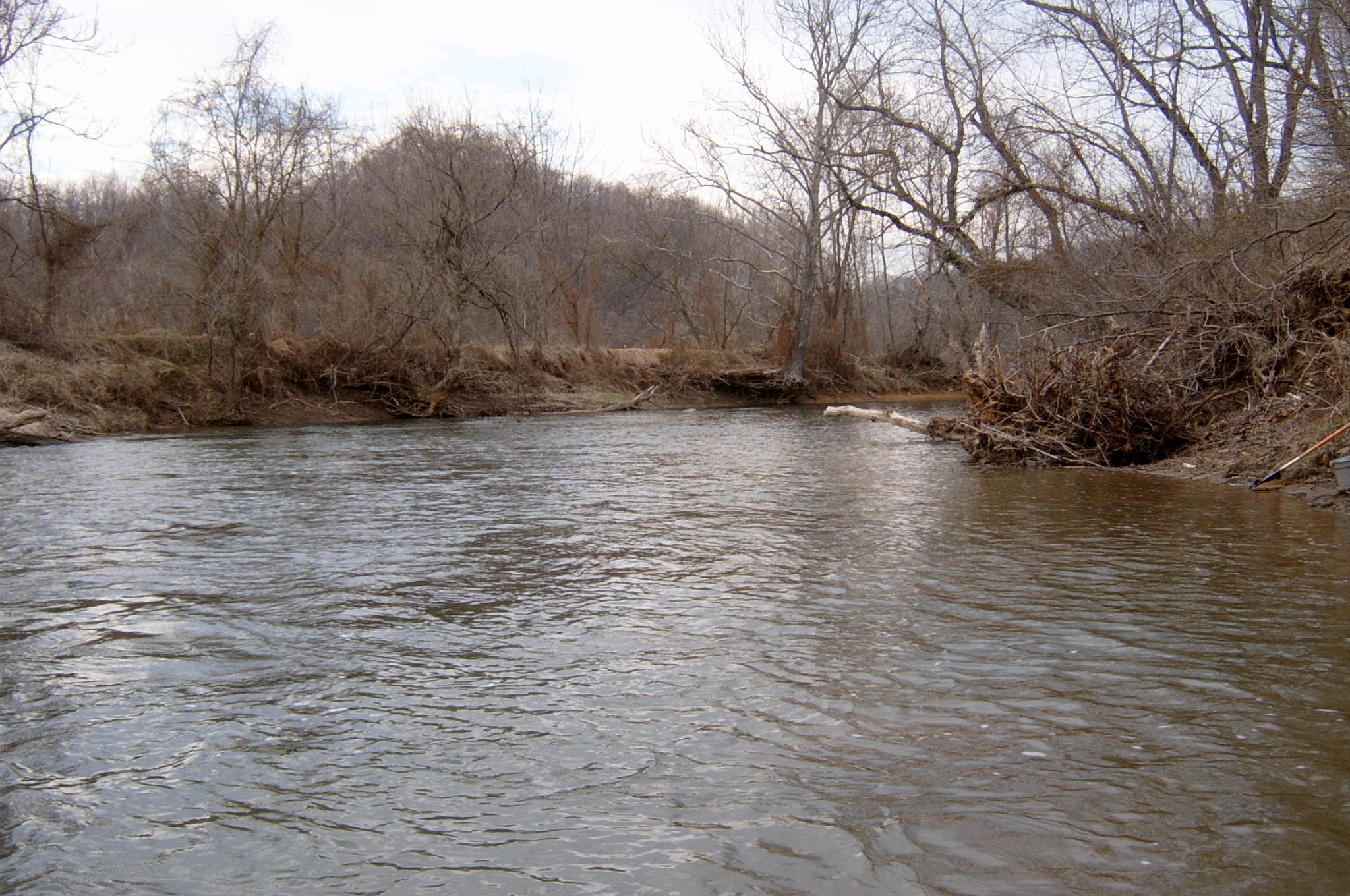Field photo showing stream conditions at site DEER-411-R-2004-59