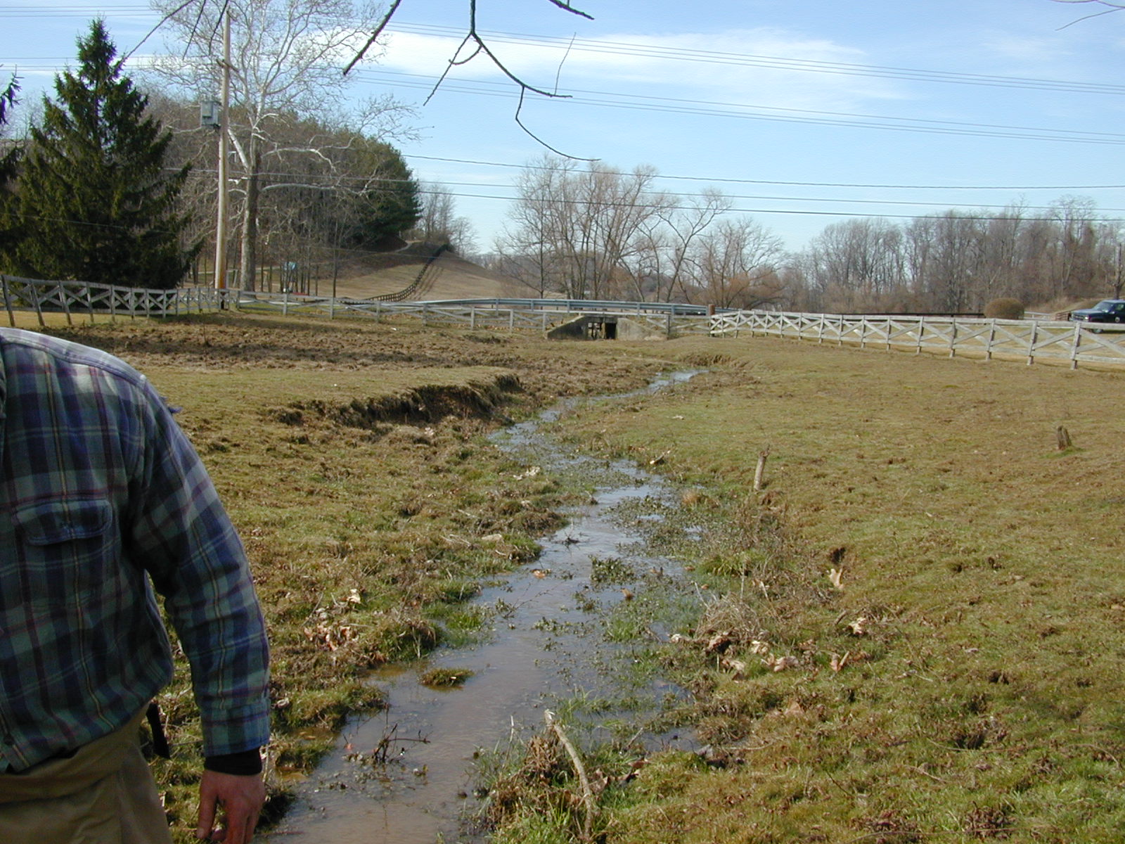 Field photo showing stream conditions at site DOUB-120-R-2002-2