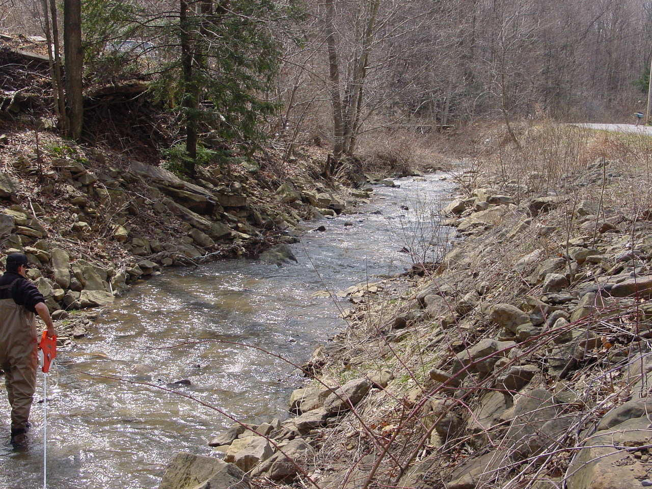 Field photo showing stream conditions at site GEOR-211-R-2003-2