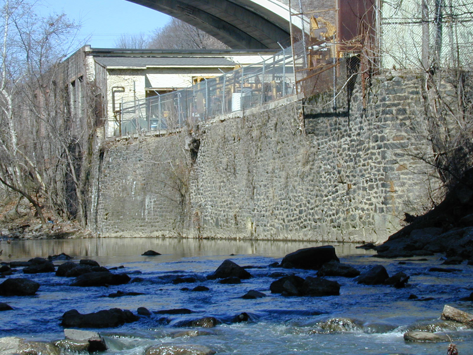 Field photo showing stream conditions at site JONE-312-R-2002-337