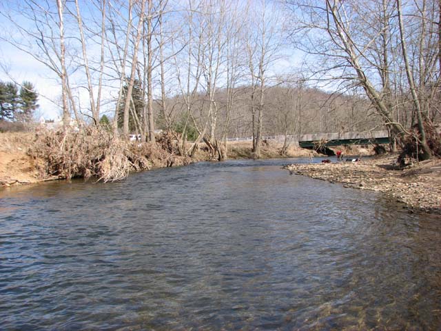 Field photo showing stream conditions at site LIBE-333-A-2013-1