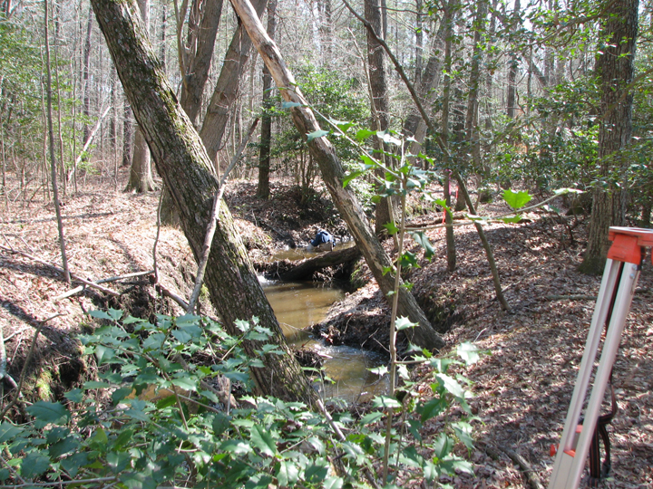 Field photo showing stream conditions at site LOPC-112-B-2008-2