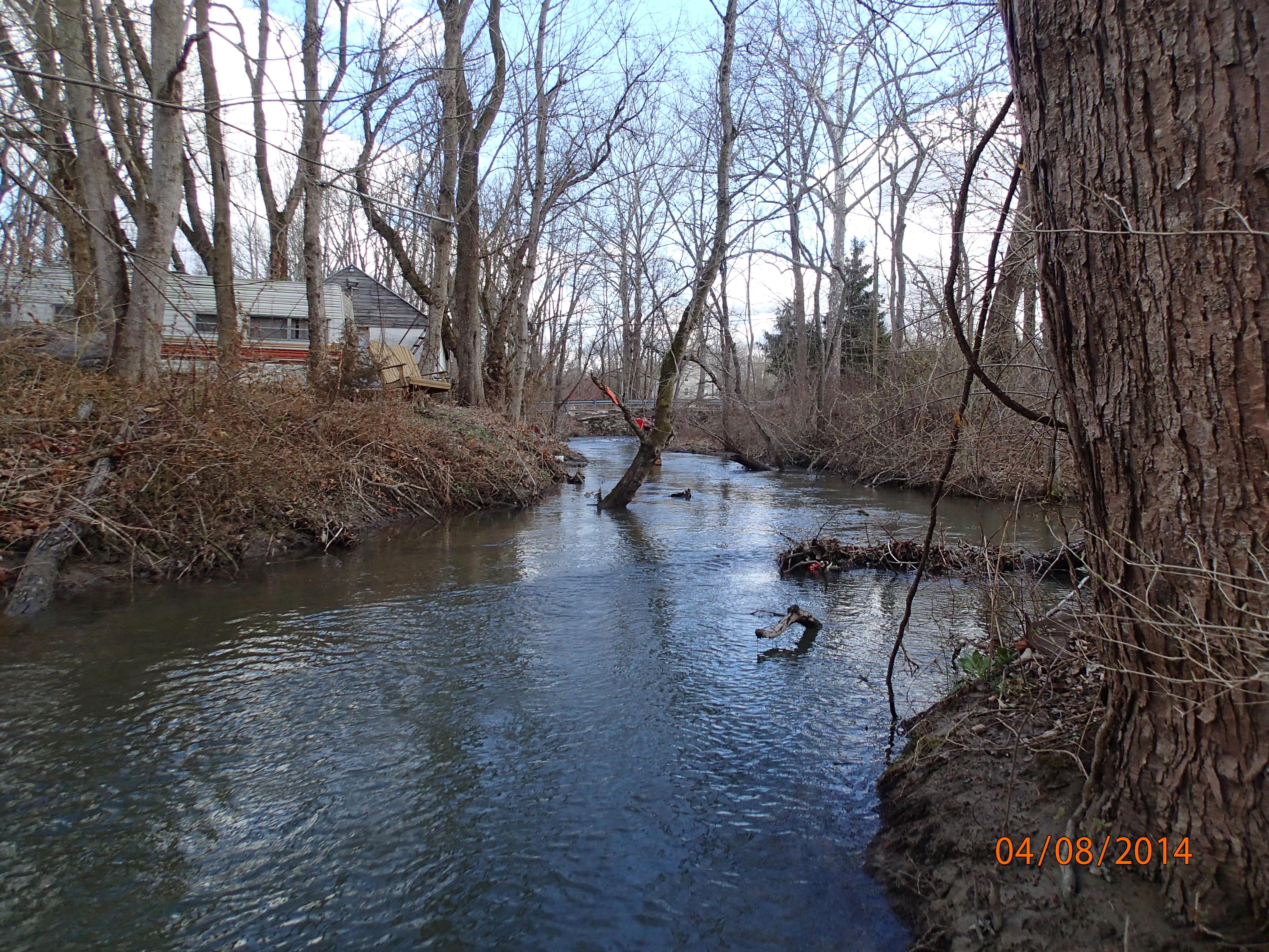 Field photo showing stream conditions at site MARS-210-R-2014-MidpointUpstream
