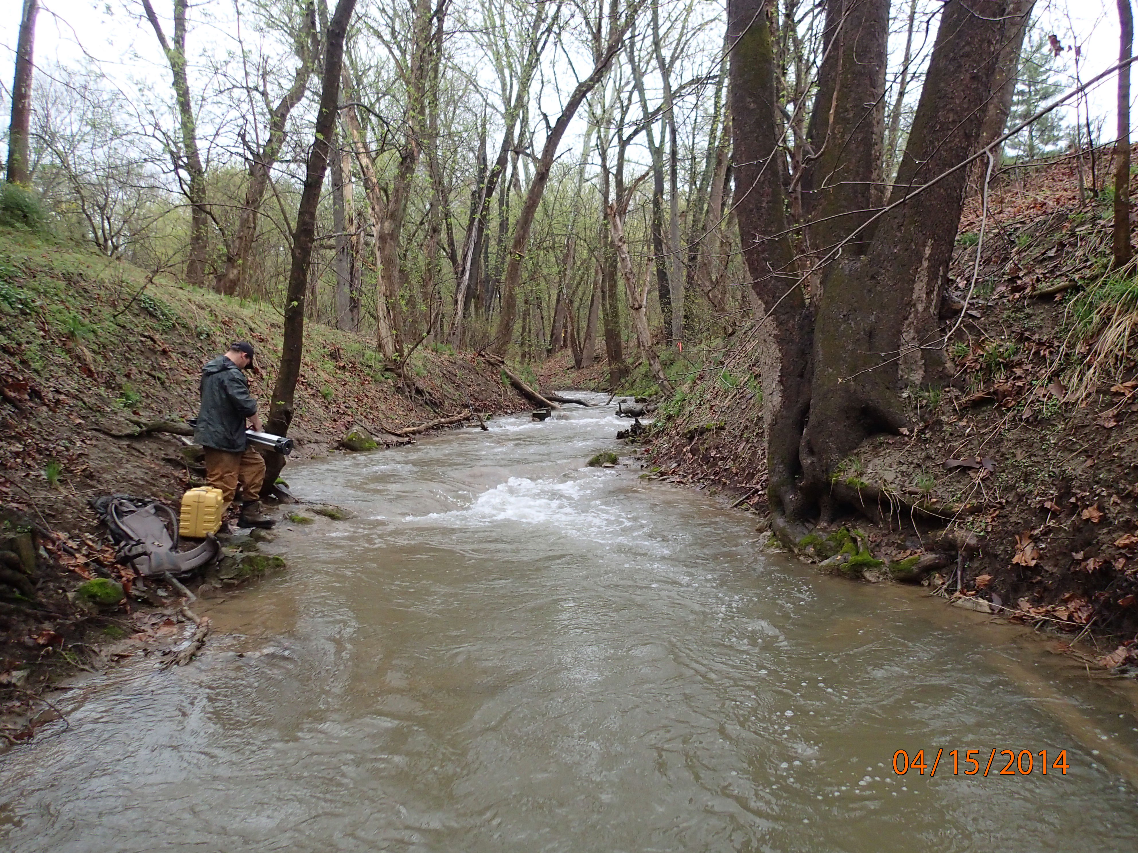 Field photo showing stream conditions at site MARS-224-R-2014-MidpointUpstream