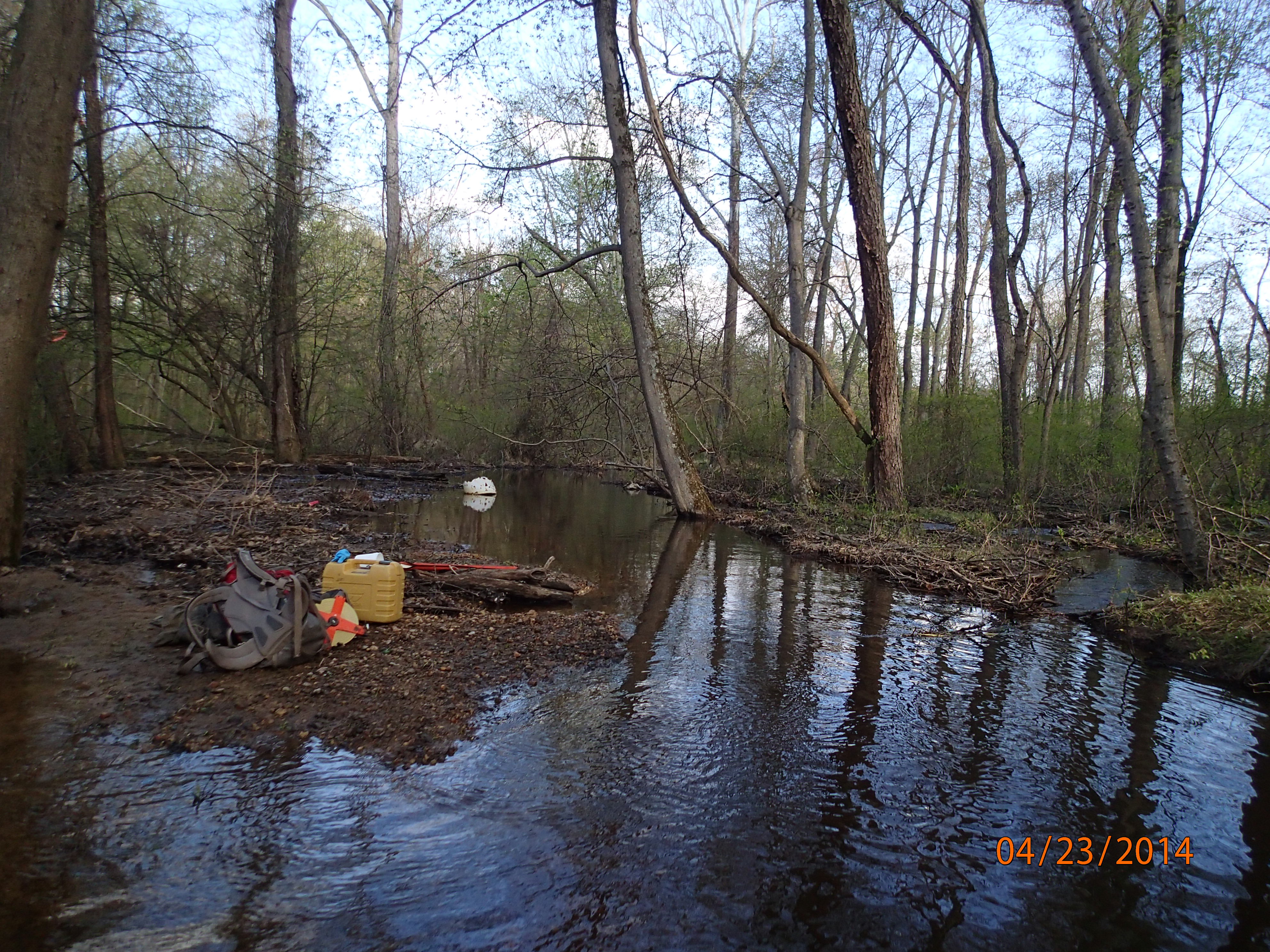 Field photo showing stream conditions at site MATT-210-R-2014-MidpointDownstream