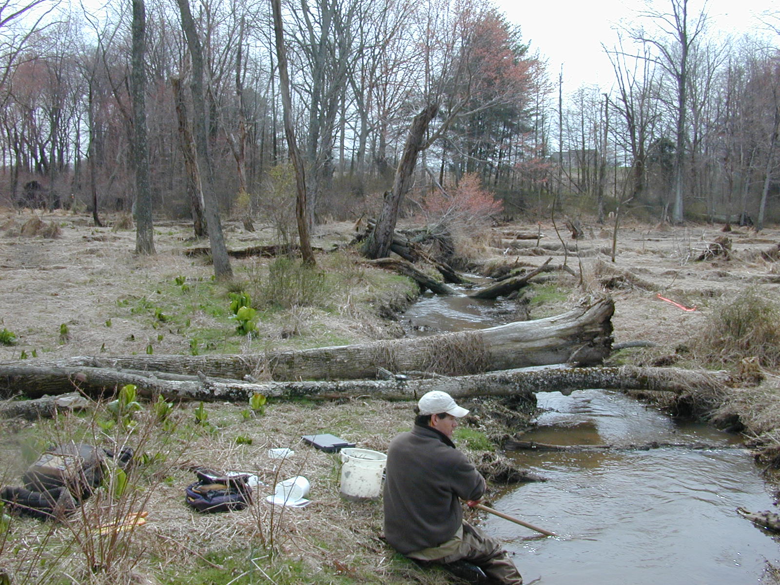 Field photo showing stream conditions at site MICR-112-R-2003-0962