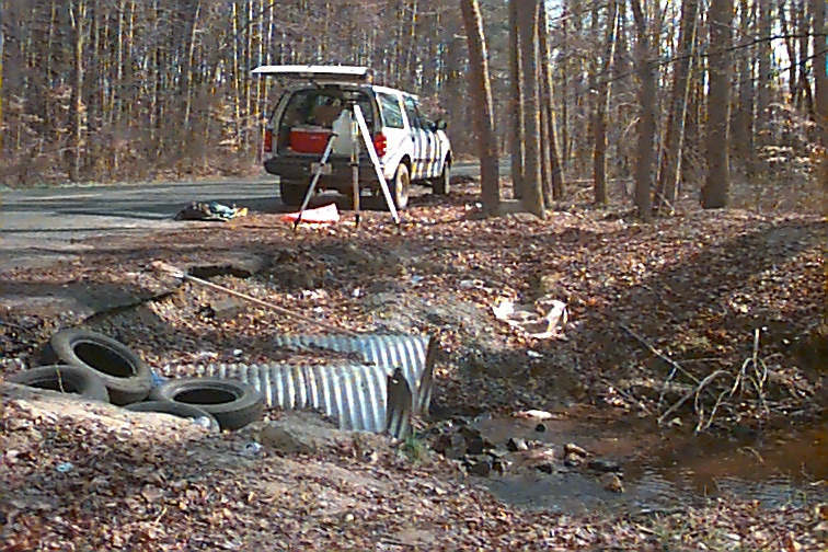 Field photo showing stream conditions at site NANJ-112-R-2000-03