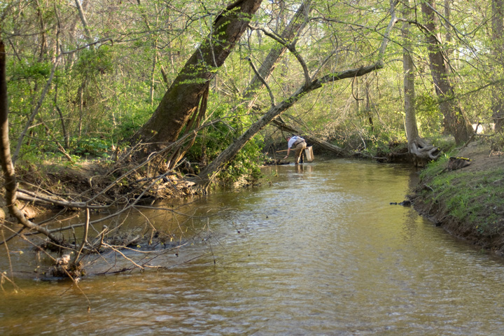 Field photo showing stream conditions at site NANJ-331-S-2010-2