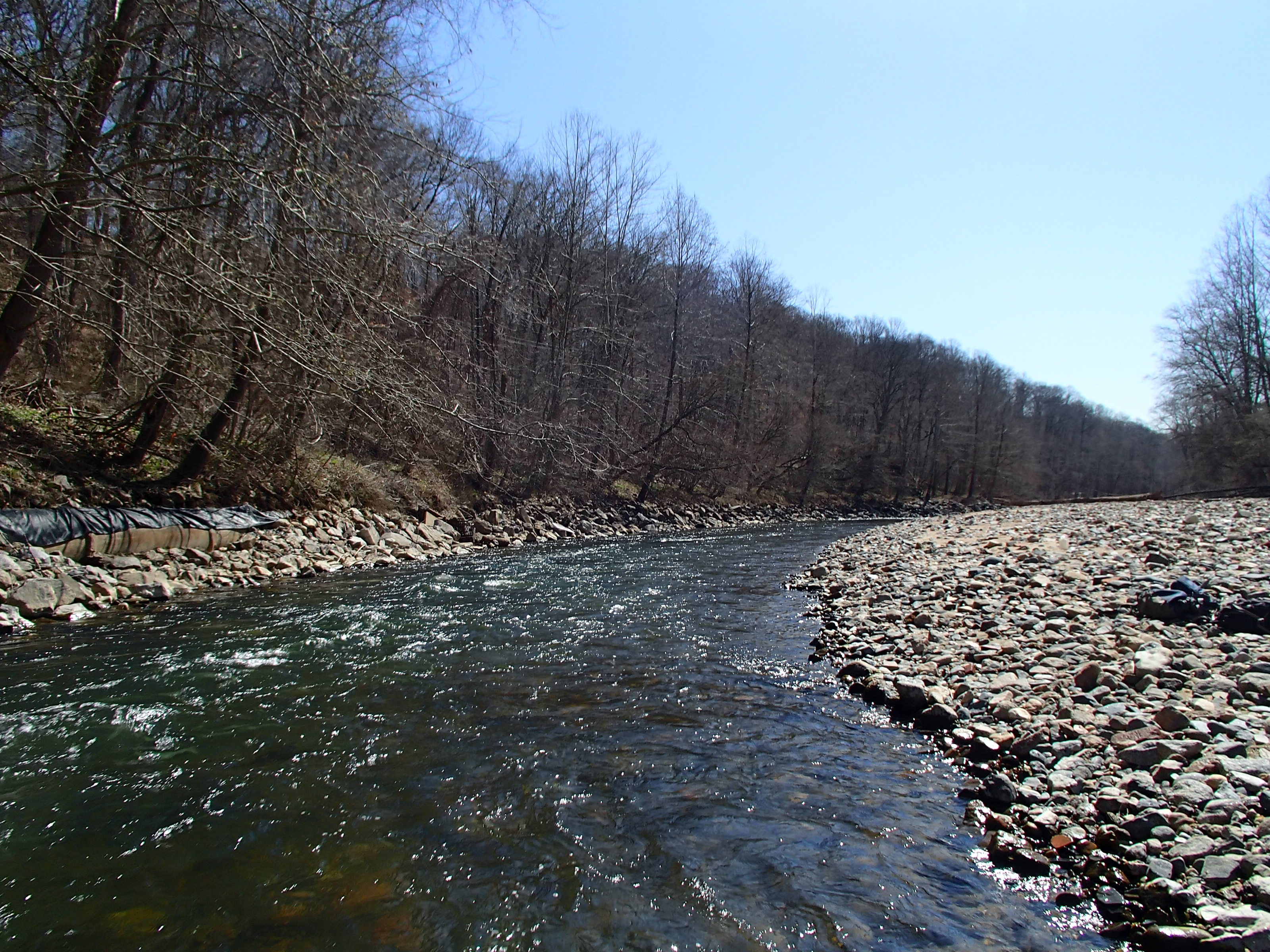 Field photo showing stream conditions at site PATL-B10-X-2015_Midpoint-looking-downstream