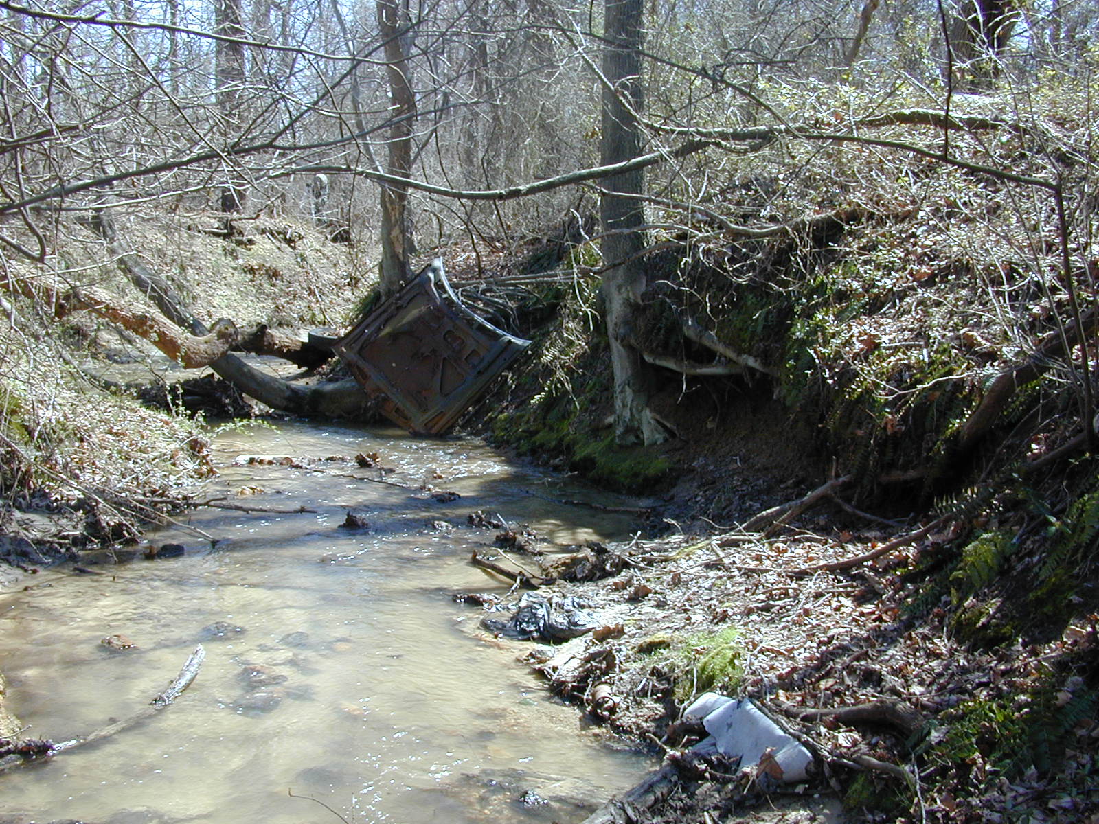 Field photo showing stream conditions at site PAXM-112-R-2001-128