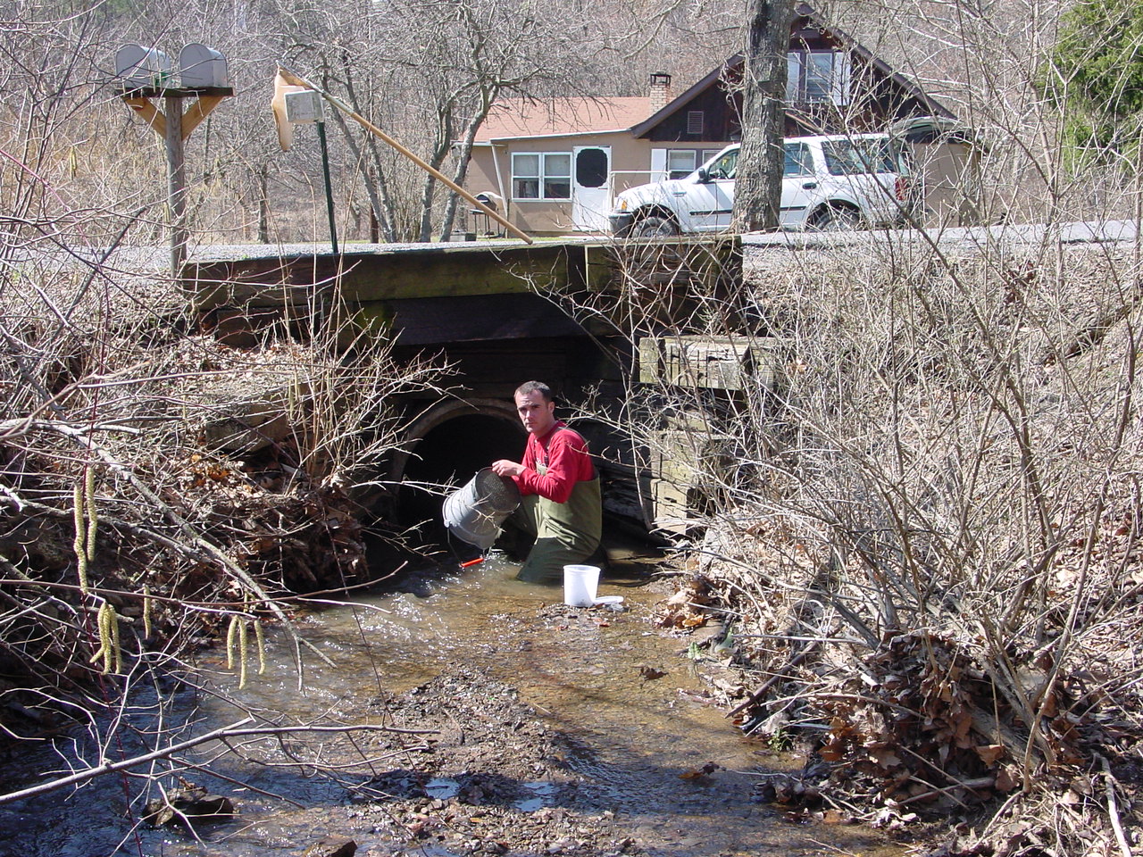 Field photo showing stream conditions at site PRLN-107-R-2003-4