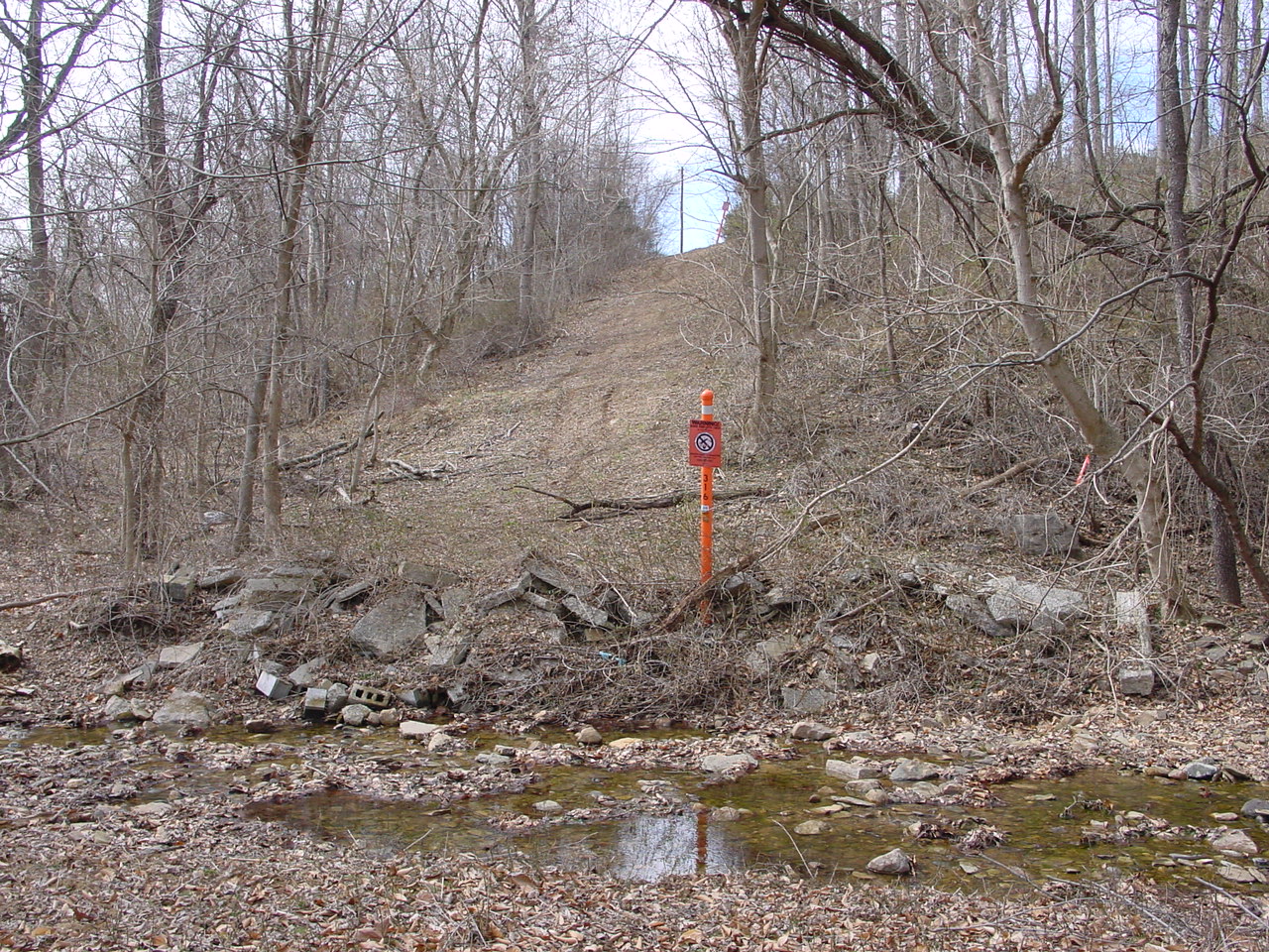 Field photo showing stream conditions at site PRWA-102-R-2002-2