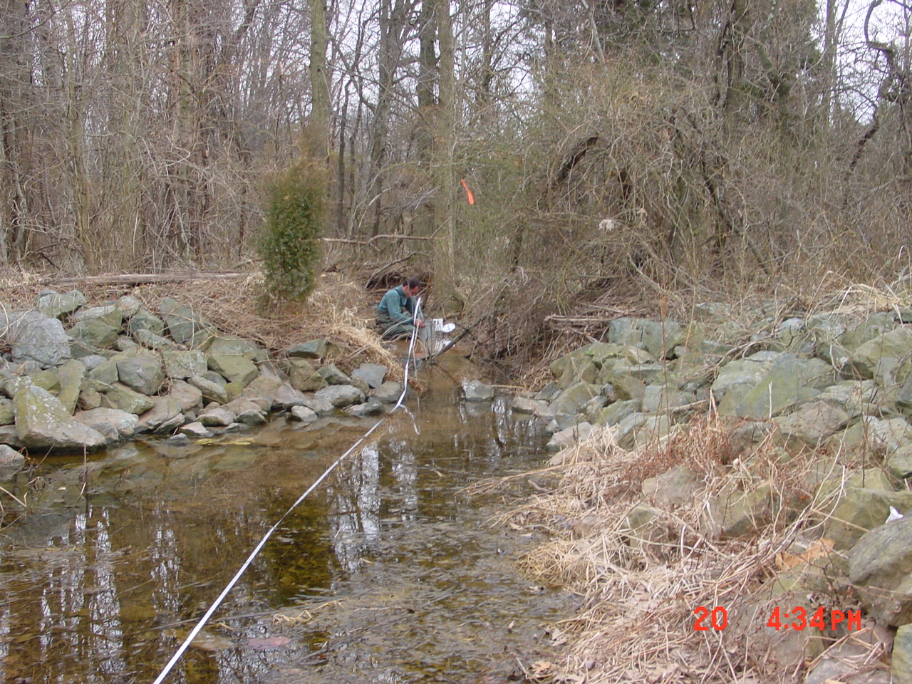 Field photo showing stream conditions at site SENE-112-R-2001-1