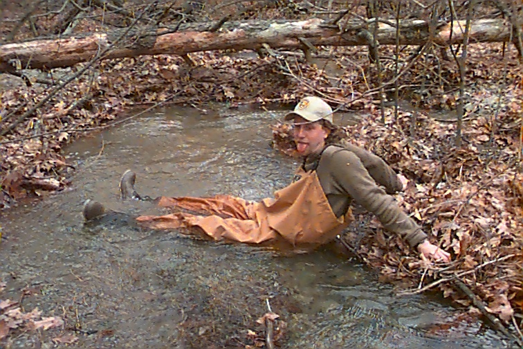 Field photo showing stream conditions at site TOWN-113-R-2000-03