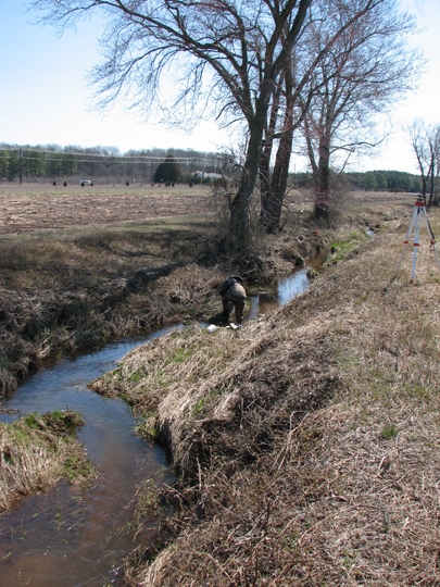 Field photo showing stream conditions at site TUCK-208-R-2008-2