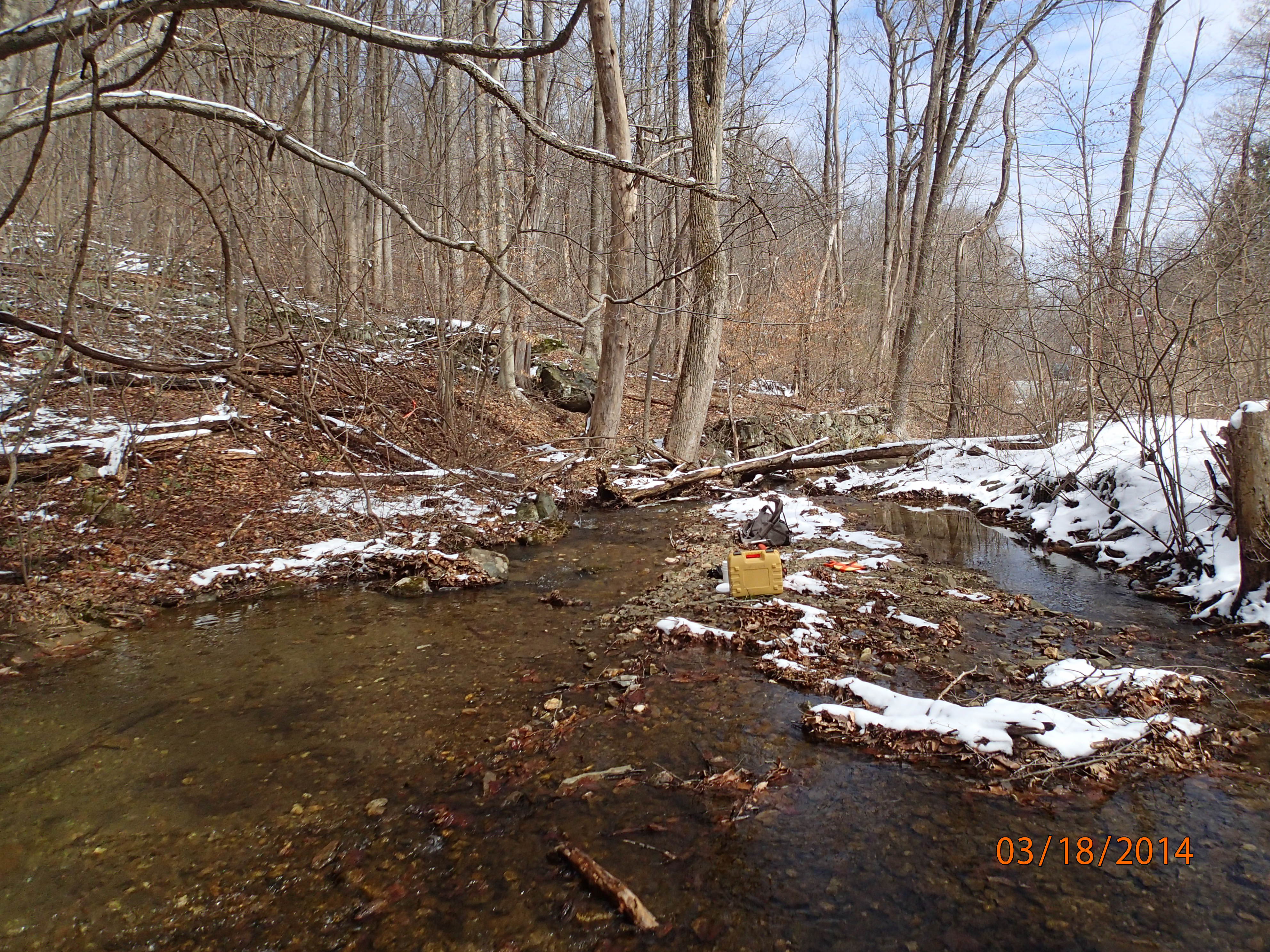 Field photo showing stream conditions at site UMON-134-R-2014-MidpointDownstream