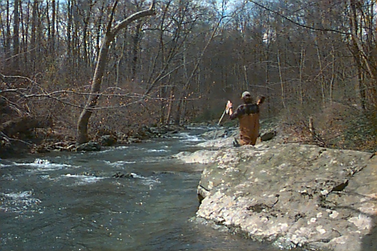 Field photo showing stream conditions at site UMON-304-R-2000-01