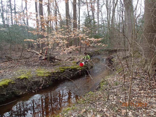 Field photo showing stream conditions at site UPCK-113-S-2013-MidpointPdownstream
