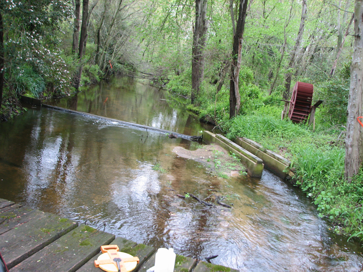 Field photo showing stream conditions at site UPCK-302-A-2008-2