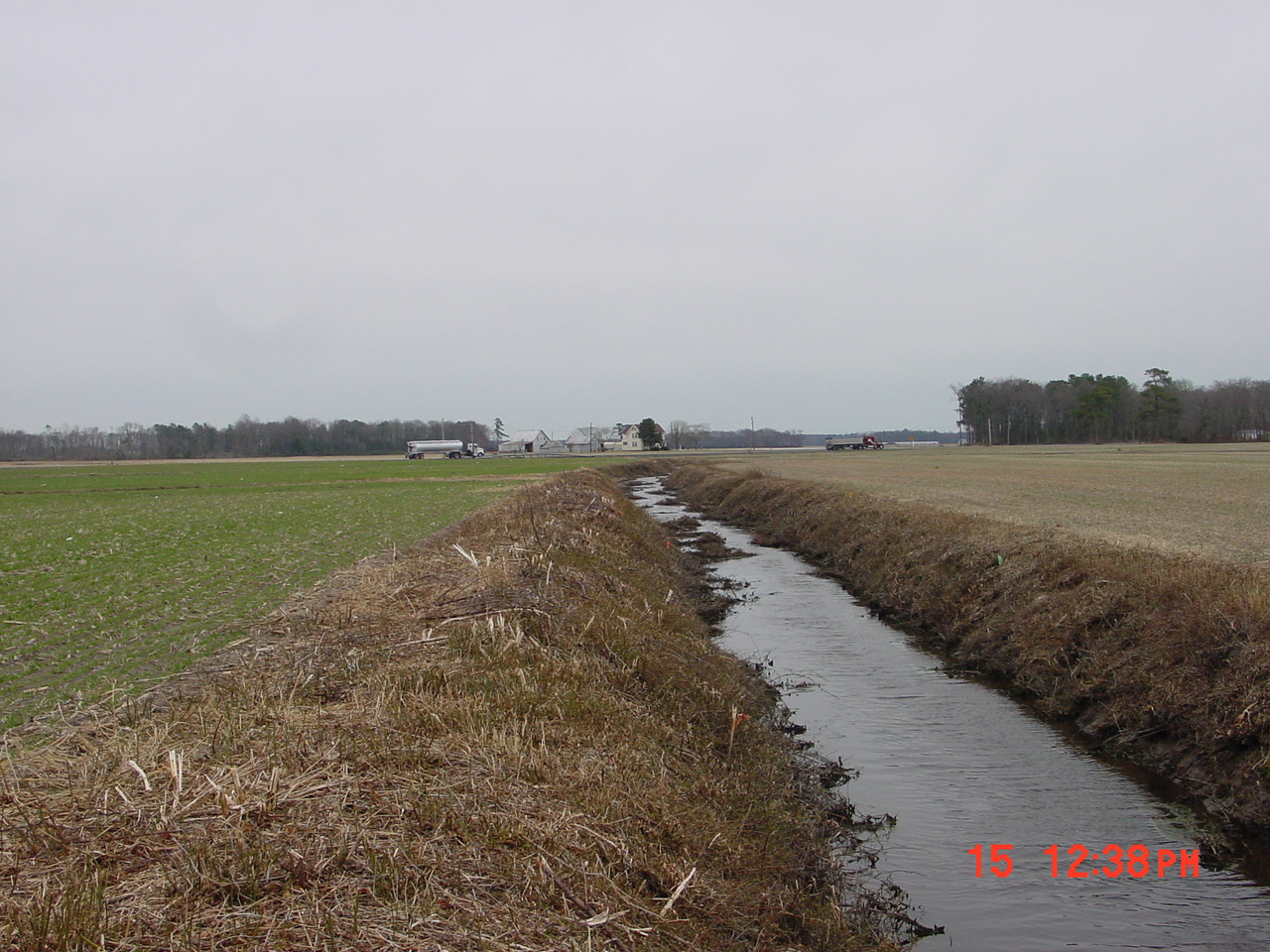 Field photo showing stream conditions at site UPPC-118-R-2001-1