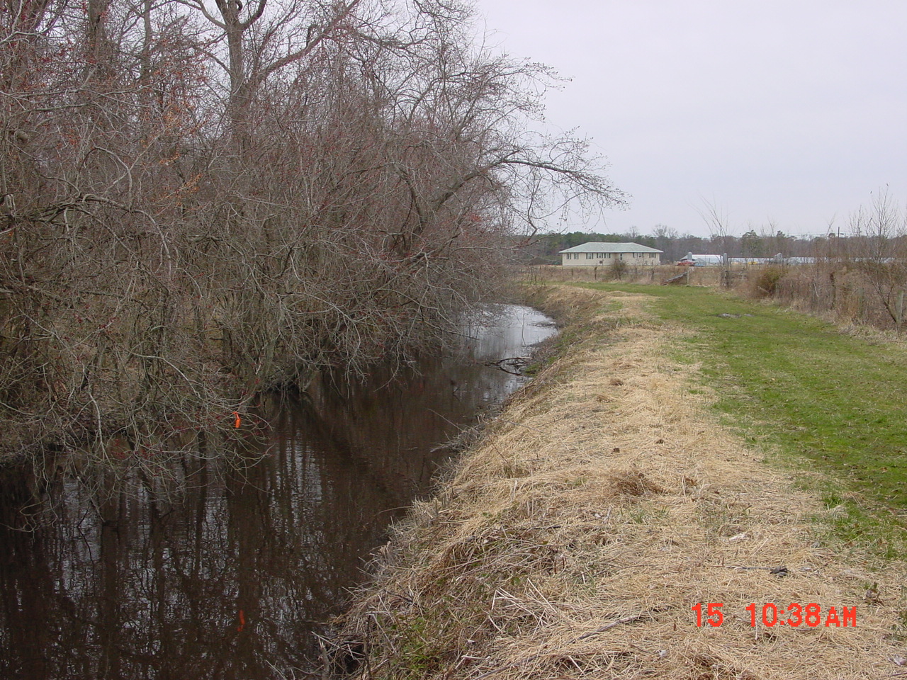 Field photo showing stream conditions at site UPPC-204-R-2001-1