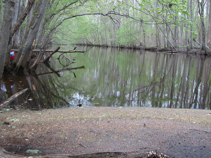 Field photo showing stream conditions at site UPPC-487-A-2007-1