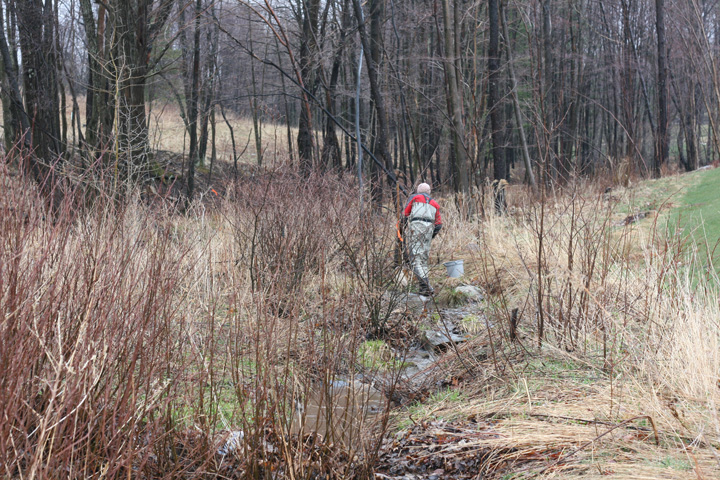Field photo showing stream conditions at site YOUG-104-A-2009-1